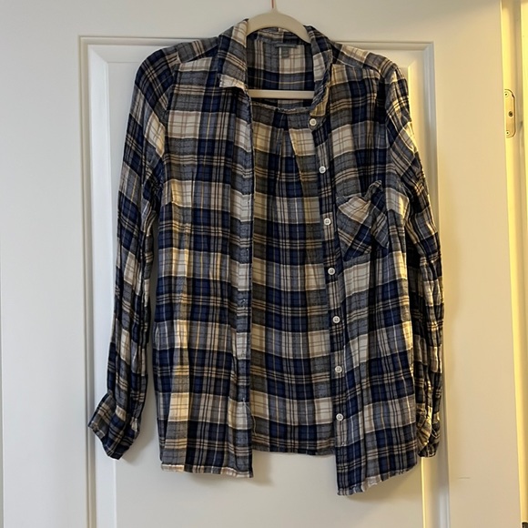 Charlotte Russe Tops - Super soft flannel